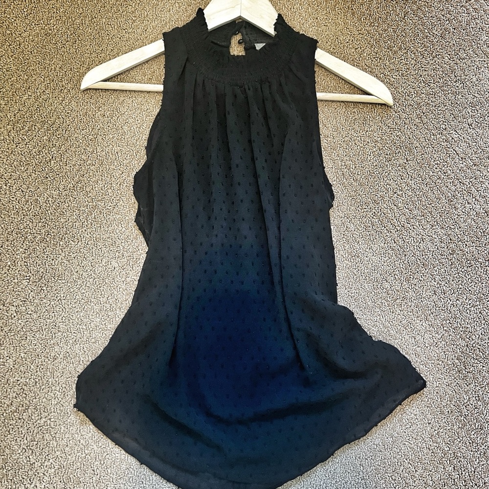 Daniel Rainn Sleeveless Black Blouse